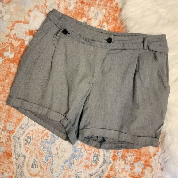 lilith France Cotton Shorts - Picture 1 of 8